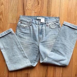NWT Madewell Woman’s Light Blue Ankle & Cropped Jeans